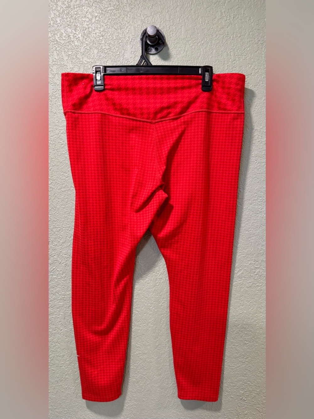 Nike Red Women's Leggings XXL - Picture 3 of 4